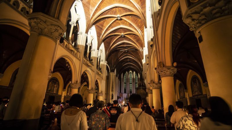 Humas Gereja Katedral: Tidak Ada Pembatasan Usia Warga Ikuti Misa