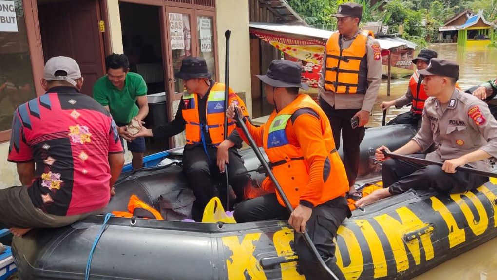 Banjir di Kapuas Kalteng Meluas, 4.166 Rumah Terendam dan Puluhan Warga Terserang Penyakit Gatal-gatal