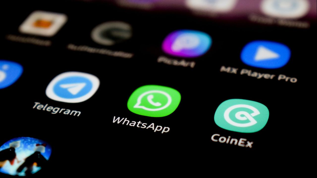Cara Mengaktifkan Passkey di WhatsApp Agar Privasi Lebih Terjaga