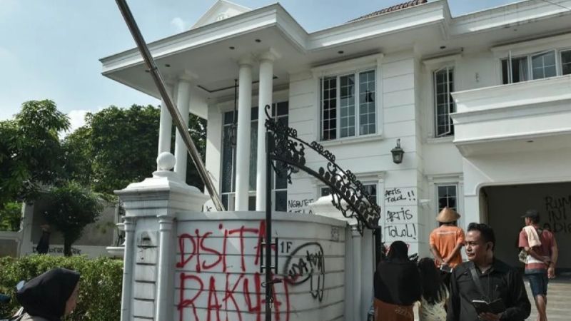 Yetuk ayollarning shaxsiy yalangoch fotosuratlari