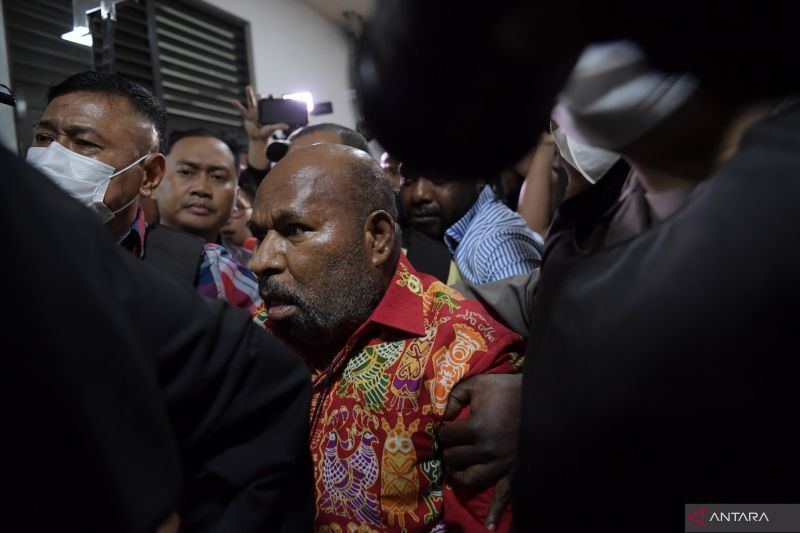 Gubenur Papua Lukas Enembe Ditangkap, Demokrat: Tunggu Pernyataan Resmi KPK