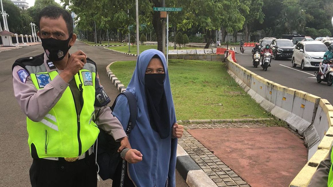 Wanita Bawa Senjata Coba Terobos Istana Negara, Kapolda Metro: Berhasil Dicegah dan Situasi Kondusif