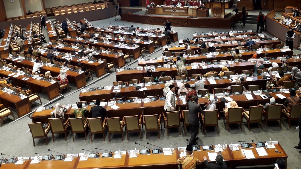 Dilantik Jadi Ketua Komisi III DPR, Bambang Pacul PDIP Akui Tak Punya 'Background' Hukum