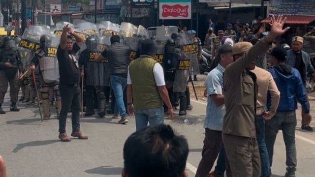 Nur Alam Eks Gubernur Sultra Ngamuk, Tanah Tempat Parkirnya Dieksekusi Satpol PP