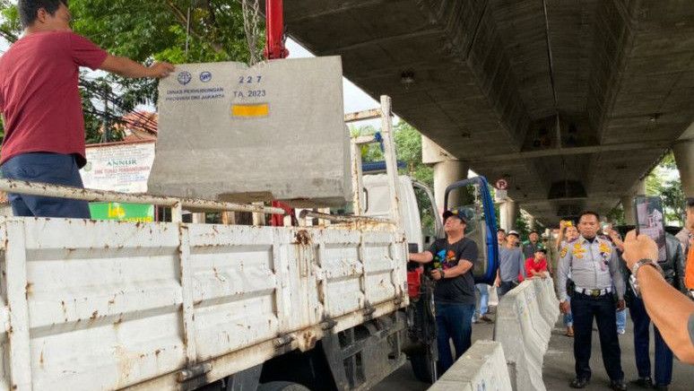 Urai Kemacetan, Dishub DKI Tetap Tutup Putar Balik di Jalan Pangeran Antasari Jaksel