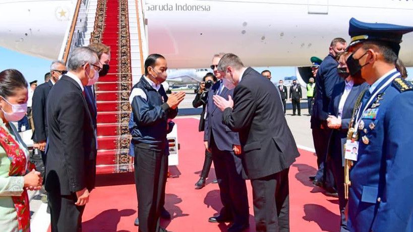 Tiba di Moskow, Jokowi Bakal Bertemu Presiden Putin