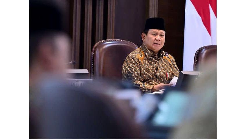 Prabowo Umumkan Naikkan Gaji Guru, tapi Waktu Kenaikannya Belum Tahu Kapan