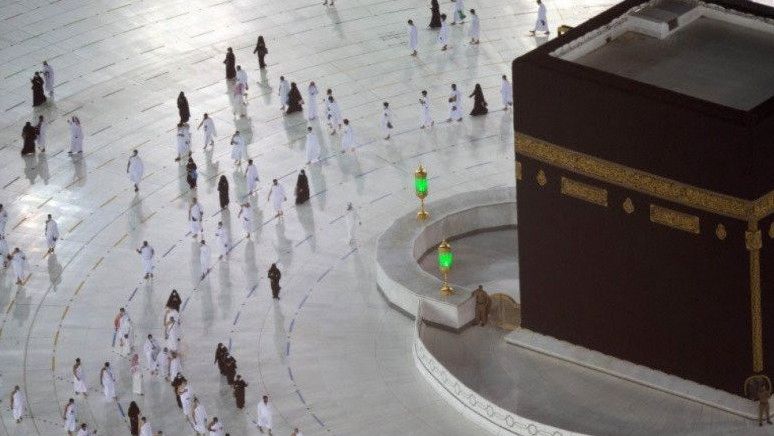Arab Saudi Ijinkan Umrah di Bulan Ramadan, Ini Syaratnya