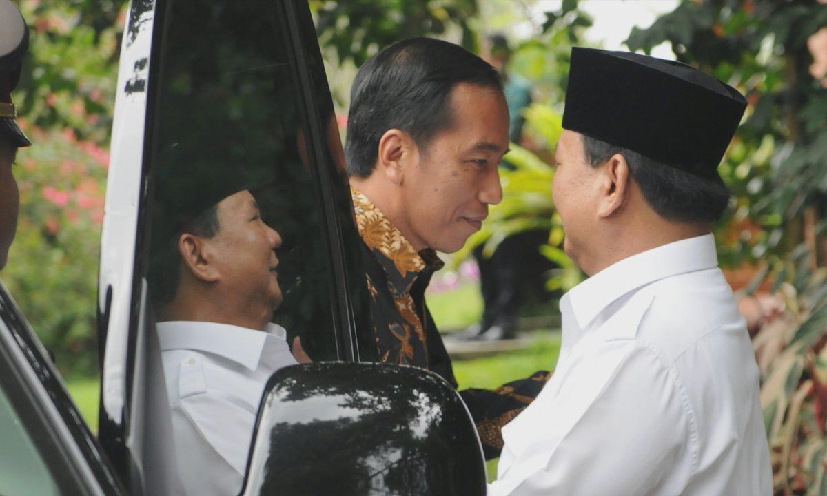 Bukan Ganjar, Qodari Bilang Jokowi Main Hati dengan Prabowo