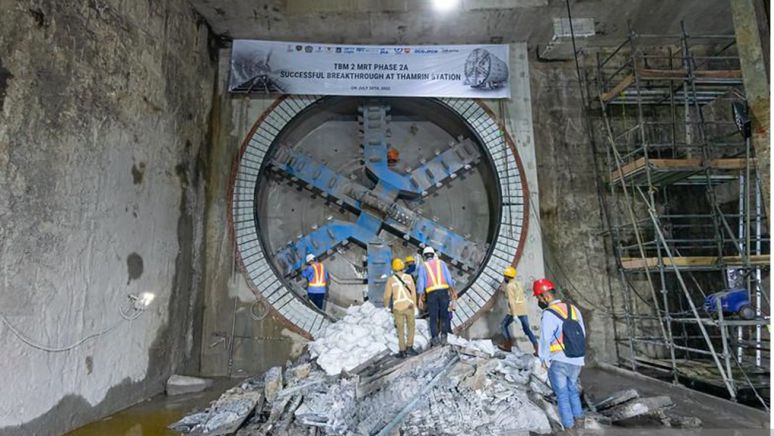 Proyek Pembangunan Stasiun MRT Thamrin dan Monas Capai 51 Persen