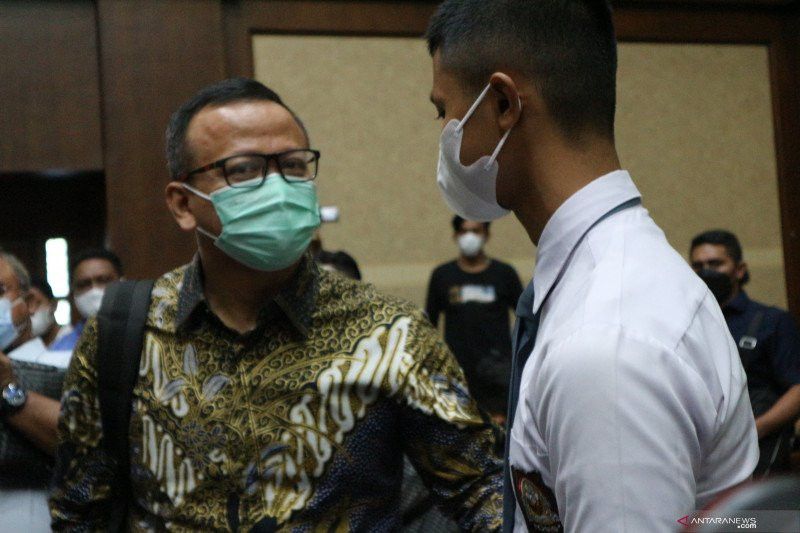Edhy Prabowo Belum Bayar Pajak Rolex di Bea Cukai
