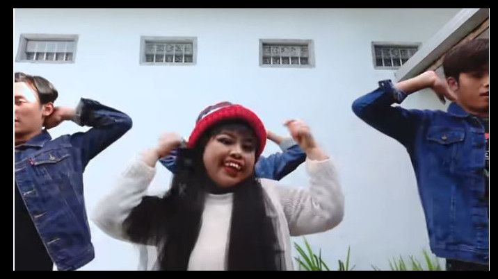 Kocak, Kekeyi Cover Dance LALISA Ala Lisa BLACKPINK, Netizen Ngakak: Parodi Kali Bukan Cover