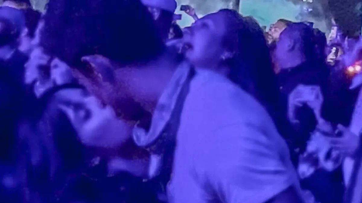 Camila Cabello dan Shawn Mendes Kepergok Ciuman di Coachella, Netizen Sinis: Pasti Mereka Akan Rilis Album Baru