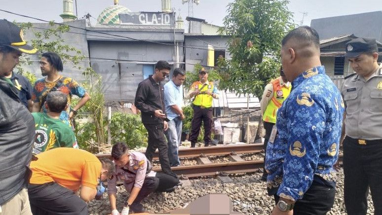 Lagi Asyik Tawuran di Klender Duren Sawit Jaktim, Satu Orang Tewas Tersambar Kereta Api