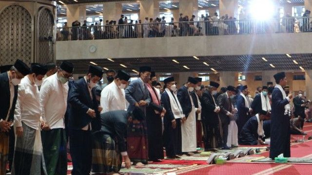 Presiden Jokowi Salat Idul Adha di Masjid Istiqlal Bersama Sejumlah Pimpinan Lembaga Negara