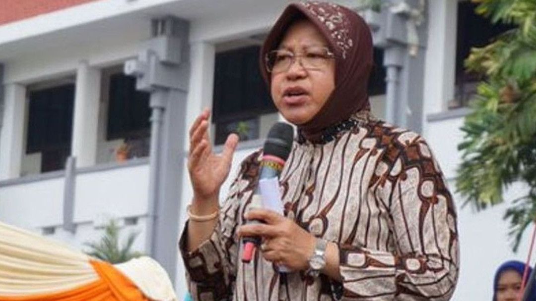 Jelang Reshuffle, Risma Sudah Berangkat ke Jakarta