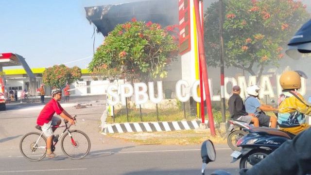 SPBU Paulan Karangnyar Jateng Kebakaran, Satu Sopir Mobil Terbakar