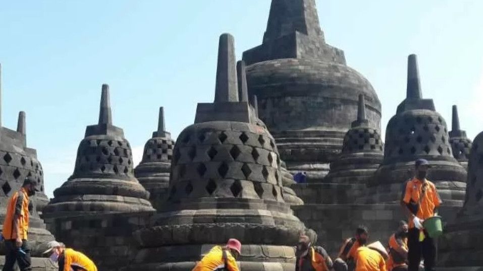 Sandiaga Uno Tingkatkan Fasilitas Wisata Ramah Muslim, Termasuk di Borobudur