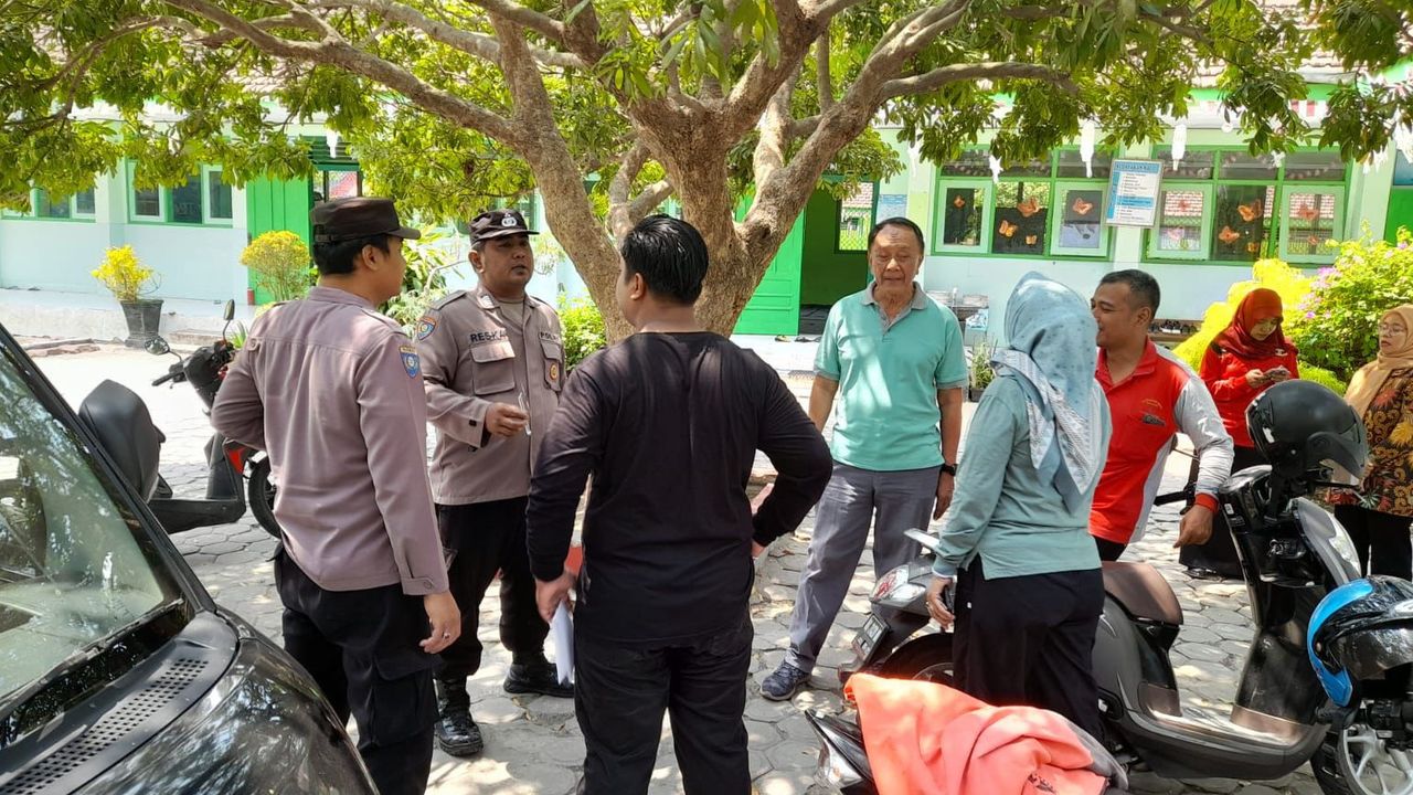 Ngeluh Sakit Perut, Belasan Siswa SD di Blitar Keracunan Usai Makan Jeli dari Pedagang Keliling