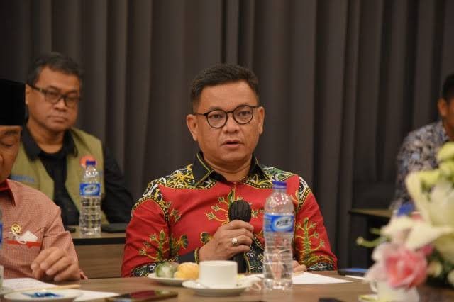 Komisi VIII DPR: Tidak Perlu Debat Tayangan Adzan Magrib Jadi Teks Berjalan Saat Misa Akbar