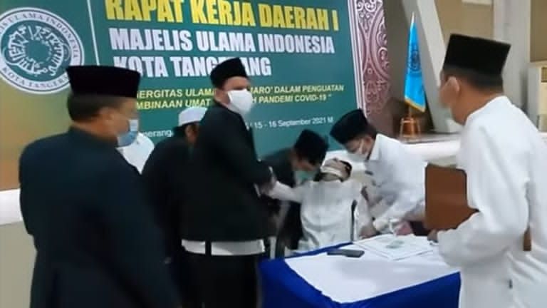 Detik-detik Ulama Besar Tangerang KH Edi Junaedi Meninggal Dunia Usai Berikan Sambutan, Tinggalkan Duka Mendalam