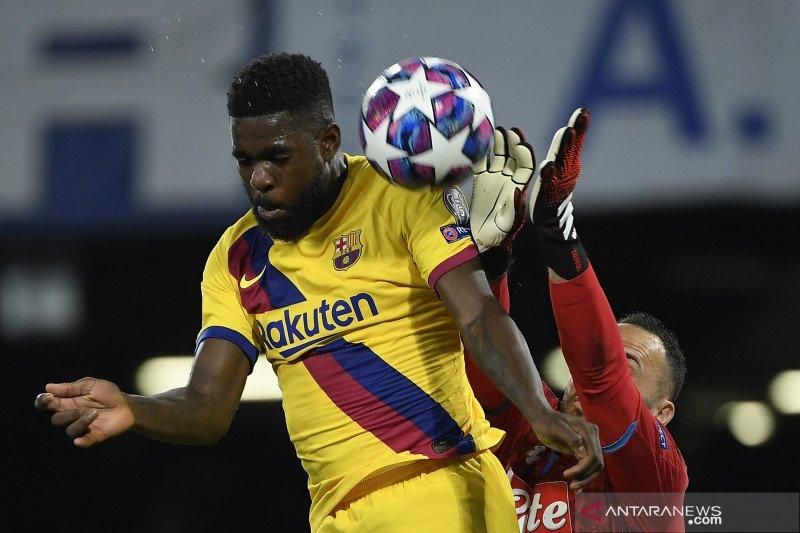 Pemain bertahan Barcelona Samuel Umtiti (AFP/Filippo Monteforte)