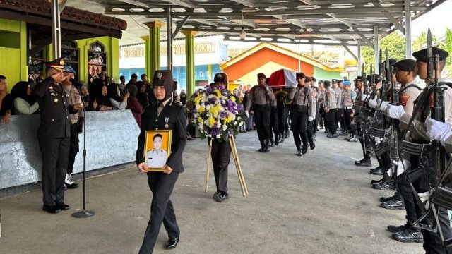 Polisi Baik Gugur Usai Berhasil Selamatkan Turis Tenggelam di Pantai Pangandaran