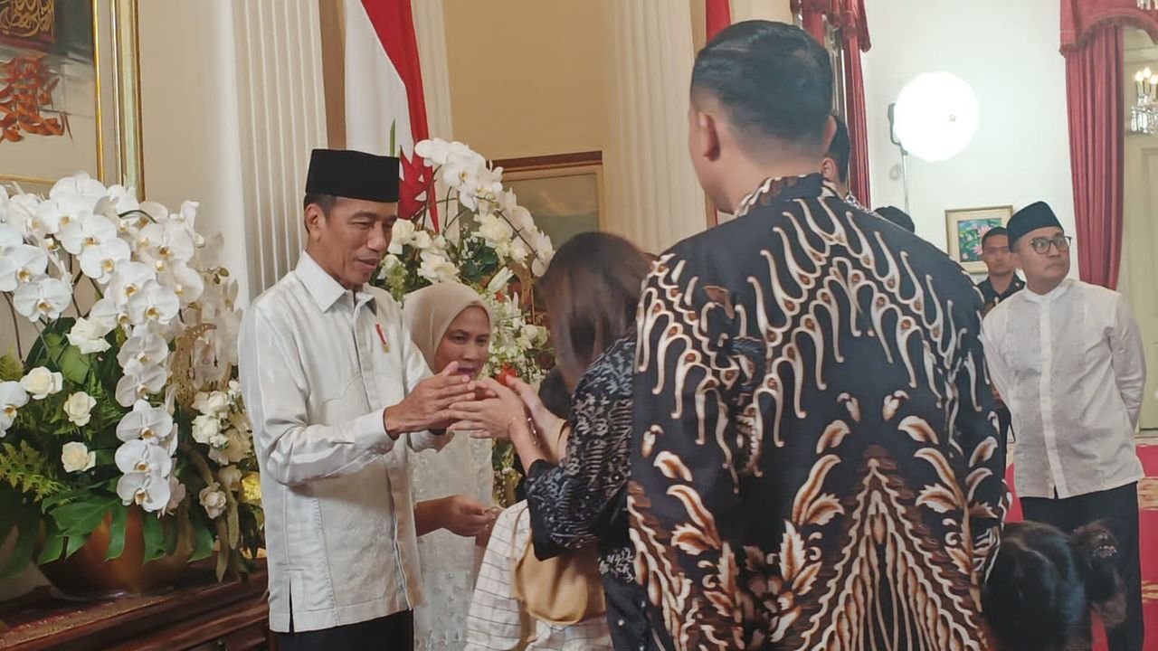 Gelar Open House di Istana Negara, Jokowi Sambut Hangat Silaturahmi dengan Masyarakat
