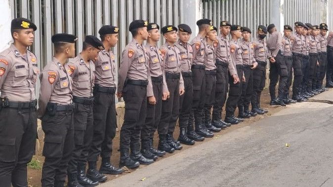 Polisi Terjunkan Penjinak Bom dalam Konser Westlife di ICE BSD