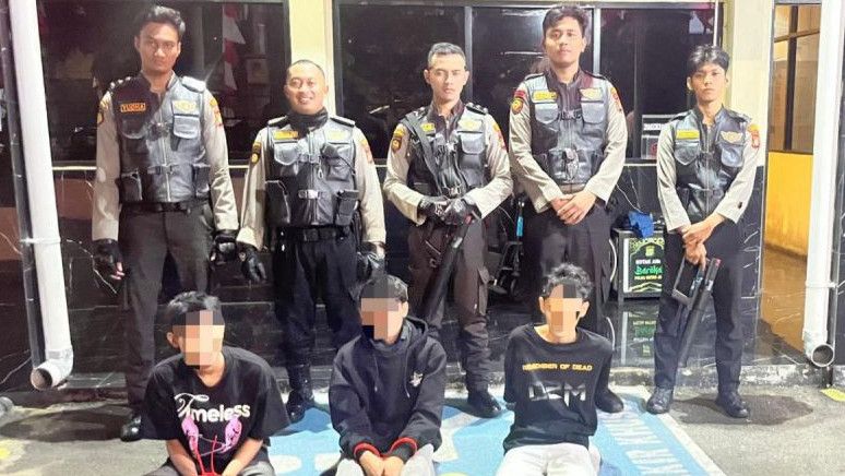 Polisi Bekuk Remaja yang Hendak Tawuran Pakai Cerulit di Kemayoran Jakpus