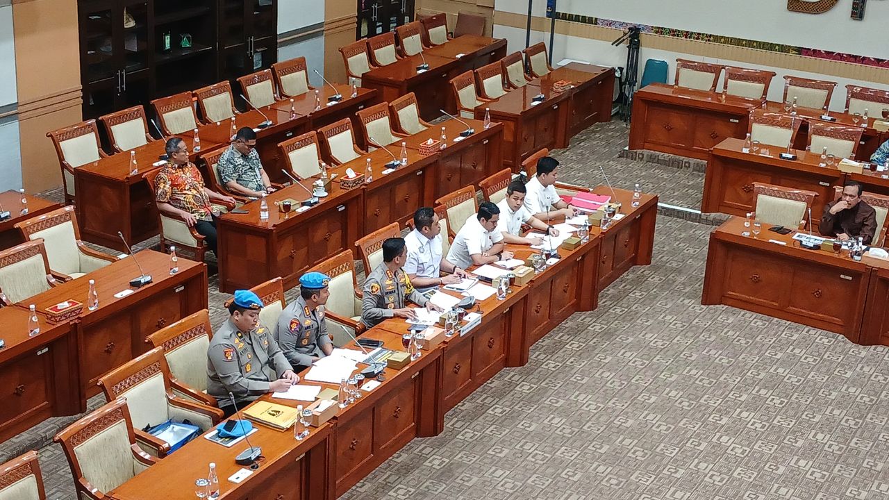 Di DPR, Kapolres Semarang Minta Maaf dan Siap Tanggungjawab Terkait Kasus Polisi Tembak Siswa SMK