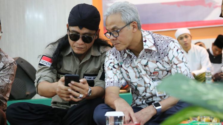 Gus Miftah Keluhkan Berita 'Buang Itu Nama Ganjar ke Tong Sampah', Minta Media Jangan Provokatif