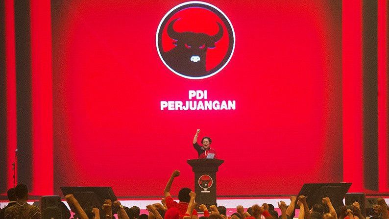 Mata Banteng di Logo PDIP Kok Merah Bukan Putih, Apa Maksudnya Ya?