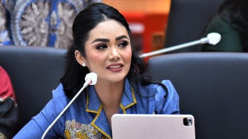 Tips Memilih Klinik Kecantikan dari Kris Dayanti