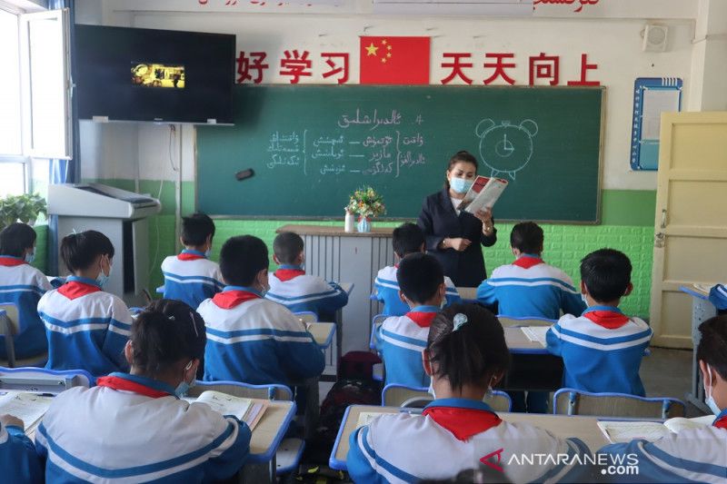 Bahagianya Anak Sekolah di China, Tak Lagi Dikasih PR oleh Guru