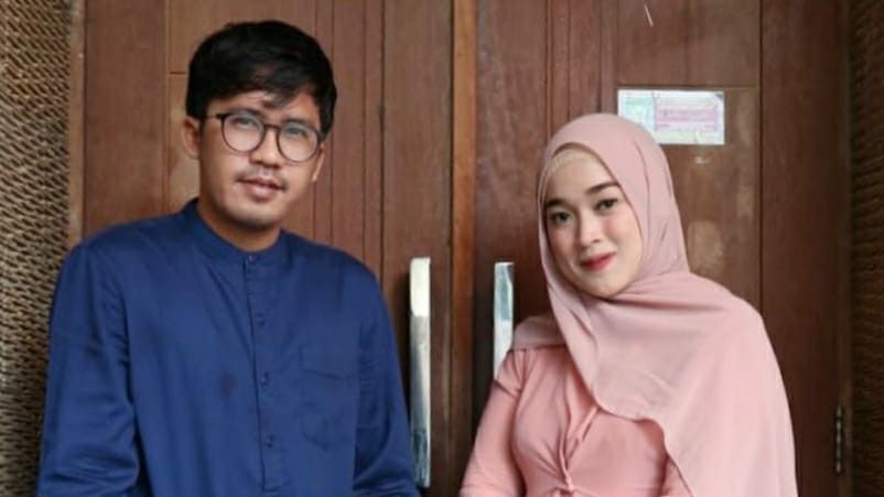 Beredar Video Ayus dan Ririe Fairus Bertemu Saling Bercanda Cium Tangan, Netizen Singgung Nissa Sabyan