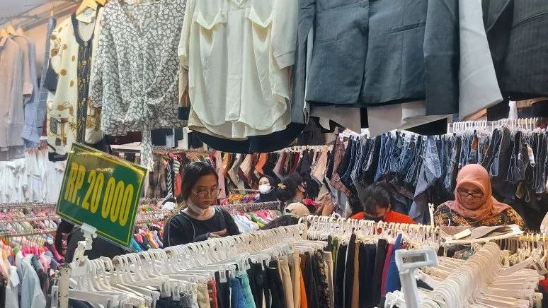 Menteri Teten Pastikan Tak Ada Revisi Soal Impor Pakaian Bekas: Kan Sudah Dilarang!