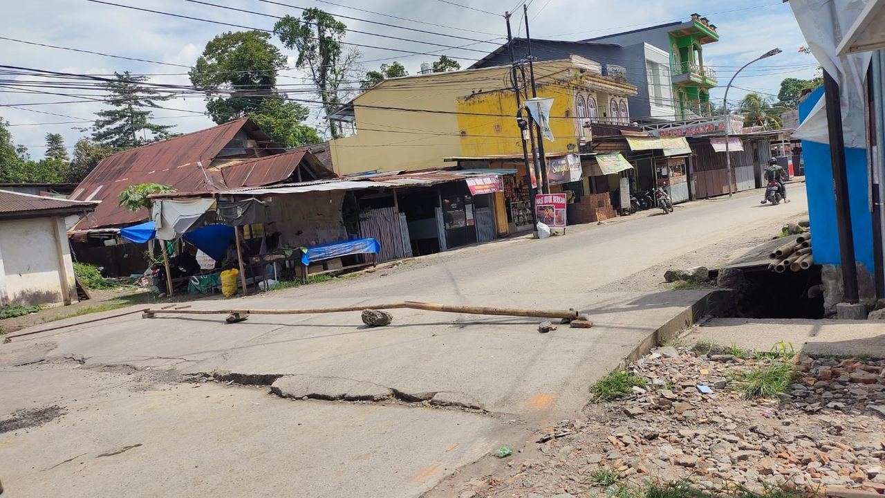 Pemprov Sulsel Segera Perbaiki Jalan Mustafa Daeng Bunga di Gowa yang Kerap Diblokir Warga