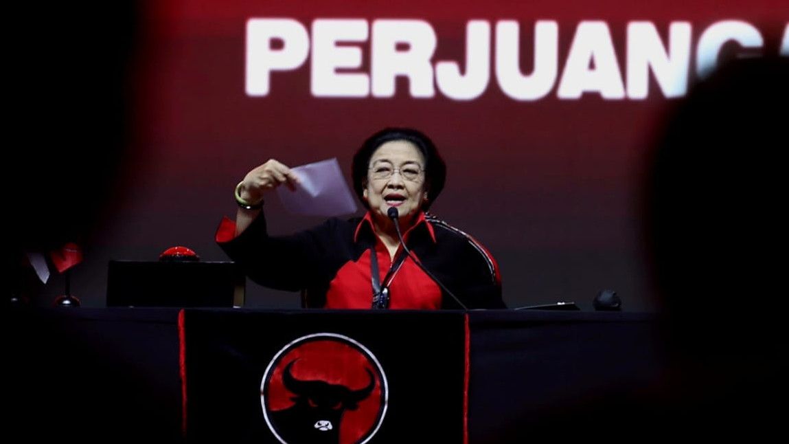 Momen Megawati Puji Diri Sendiri: Ibumu Ini Cantik, Pintar, Kharismatik