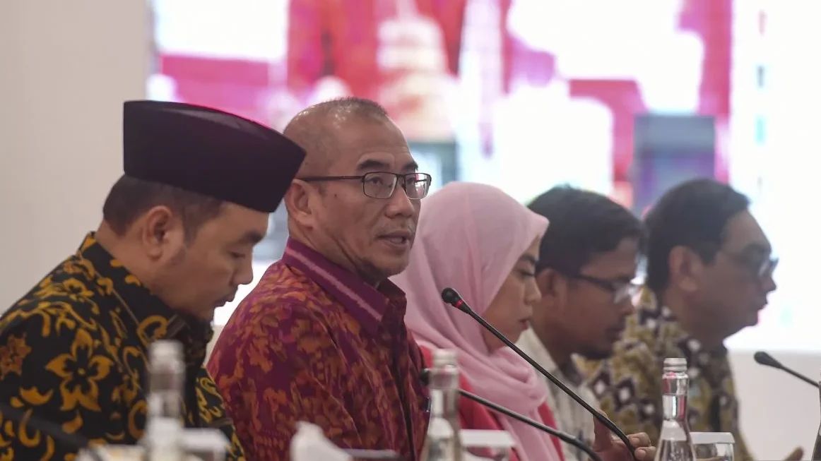 KPU Sahkan Rekapitulasi Suara di Jateng, Prabowo-Gibran Ungguh Raih Suara 12 Juta Suara