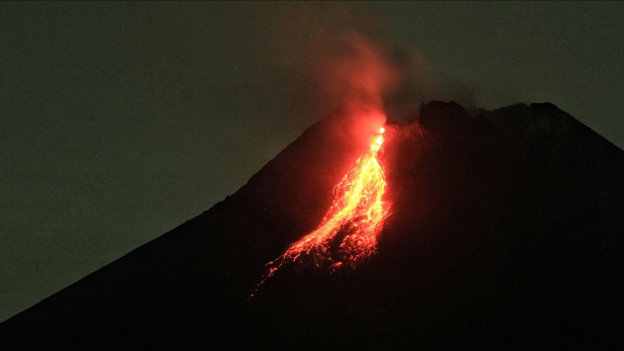 Situasi Terkini Gunung Merapi, Wisatawan dan Penambang Diminta Setop Aktivitas Sekitar Gunung