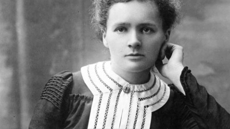 Marie Curie: Perempuan Peraih Nobel Dua Kali yang Berpengaruh