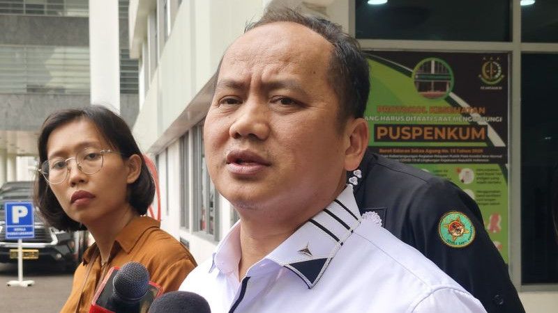 Mantan MenPANRB Azwar Anas Diperiksa Kasus Dugaan Korupsi Laptop yang Seret Nadiem Makarim