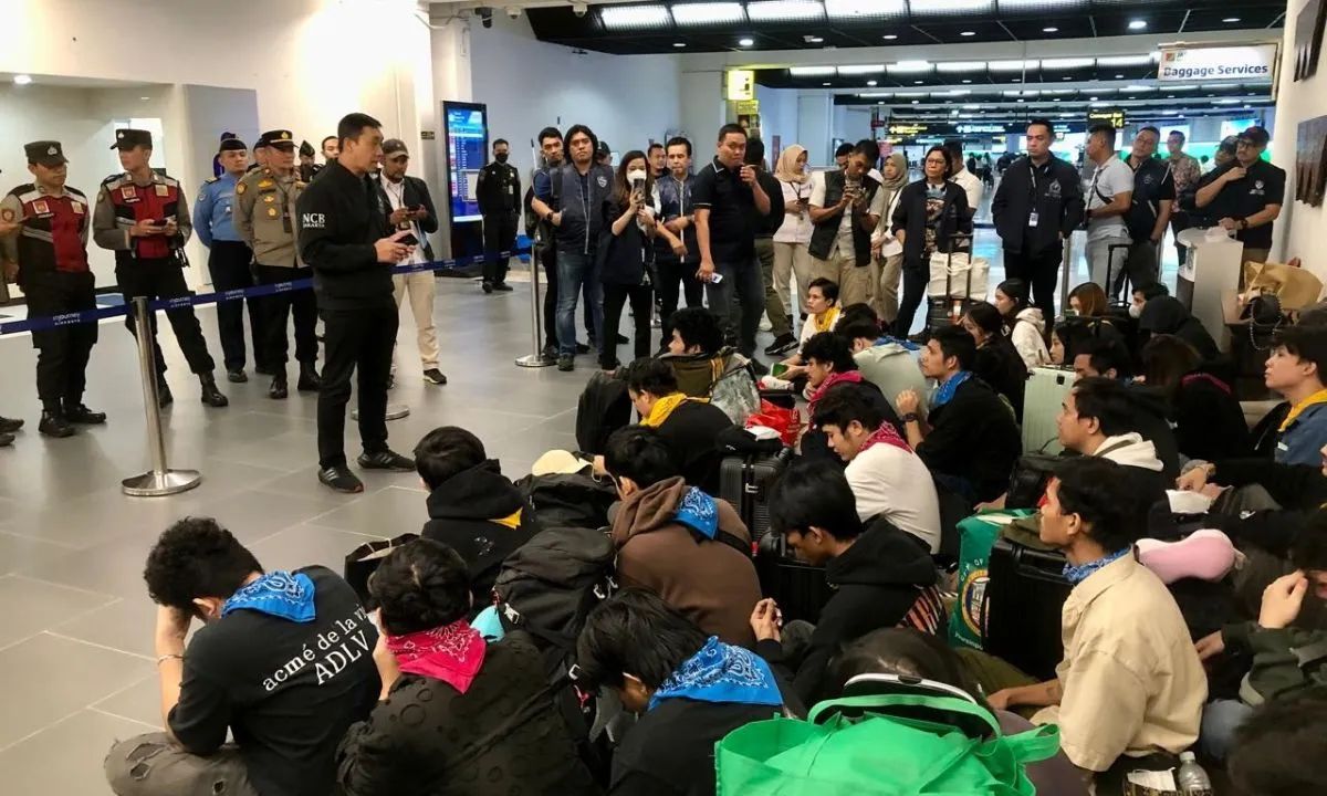 Polri Pulangkan 29 WNI yang Terlibat Online Scam di Filipina