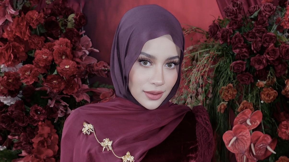 Pakai Video Vidi Aldiano Demi Konten Iklan, Selebgram Emy Aghnia Dilaporkan ke Deddy Corbuzier