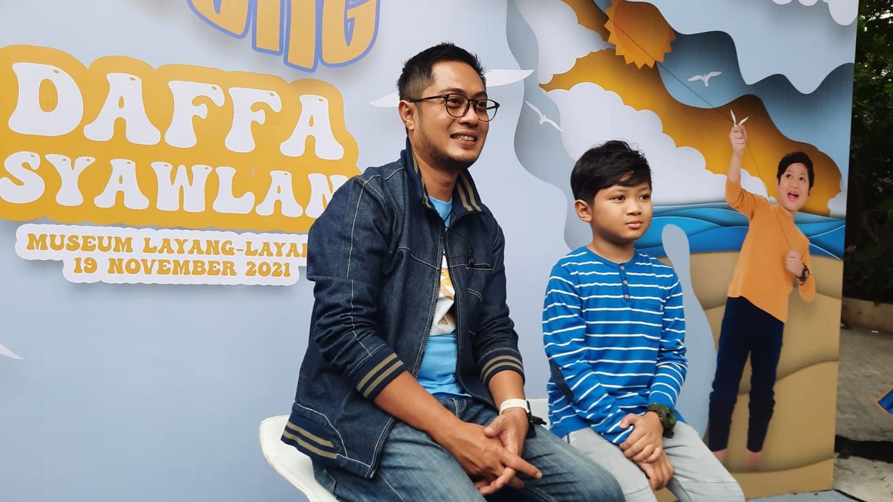 Ferry Ardiansyah Hidupkan Kembali Lagu Anak, Perkenalkan Daffa Syawlan Lewat Lagu Layang-Layang