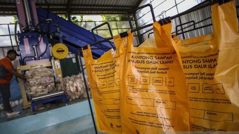 DKI Harap Pengelolaan Sampah Pasar Kramat Jati Jadi Contoh di Jakarta, 20 Persen dari Kawasan Komersial Bisnis