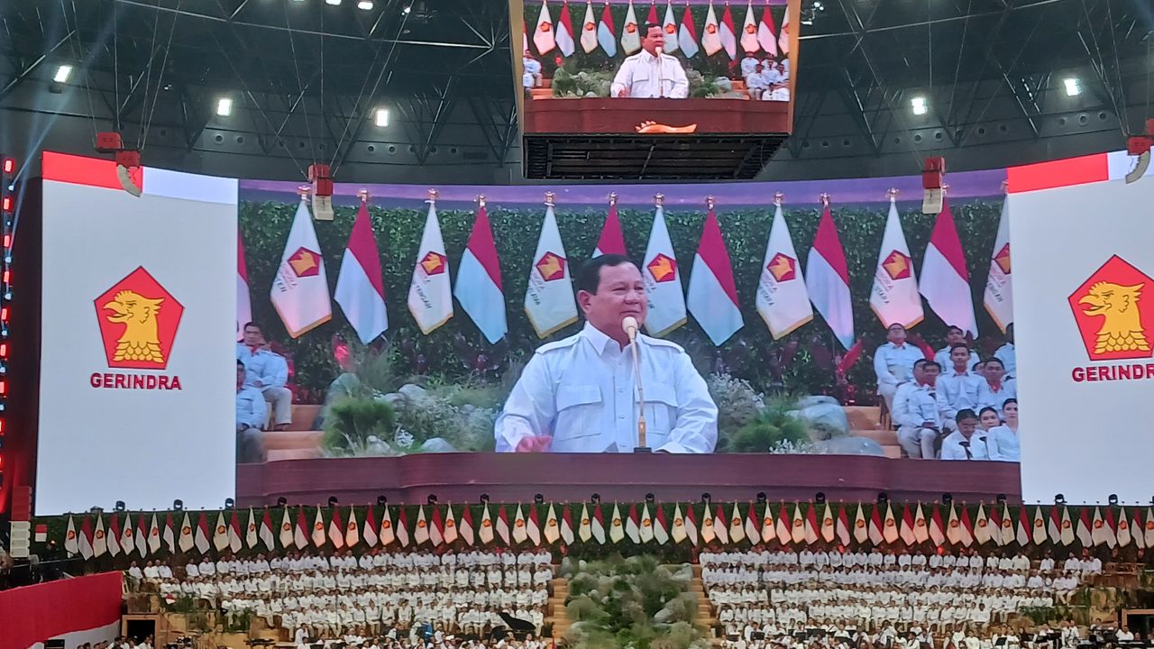 Dihadapan Jokowi, Prabowo Ngaku Dapat Salam dari Megawati Lewat Azwar Anas