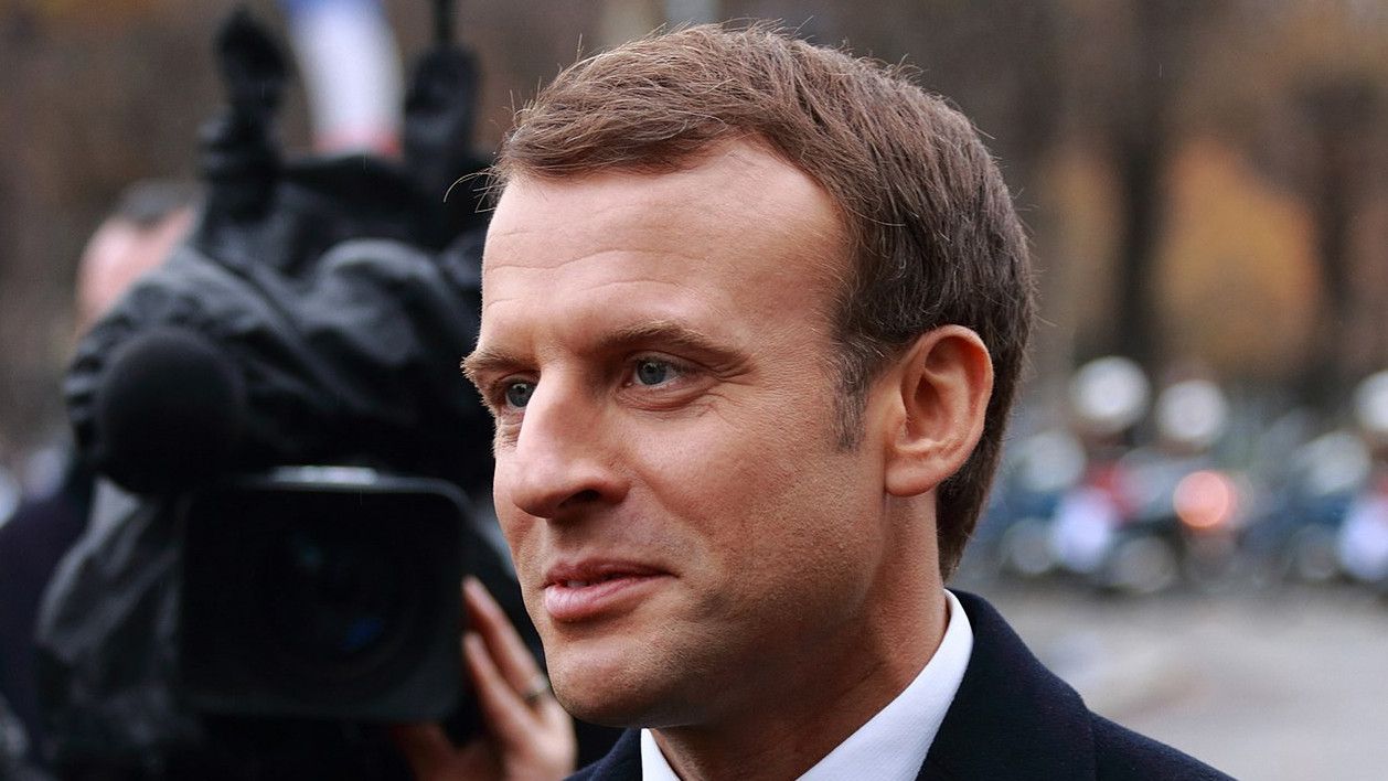 Presiden Prancis Emmanuel Macron Ditampar oleh Warga di Tengah Kunjungan