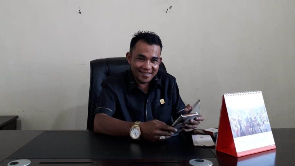 Buntut 'Acara' Lempar Asbak di DPRD Solok, Legislator Gerindra Ini Terancam Kehilangan Jabatan